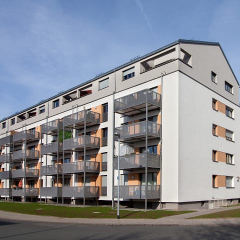 AMS Adolf-von-Menzel-Straße
