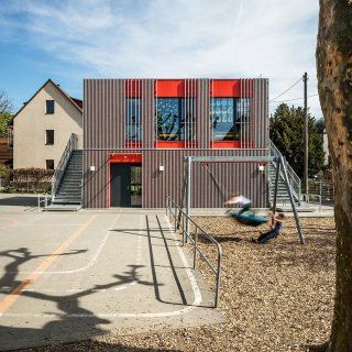 Modularer Holzbau für temporäre / definitive Schulen, Frankfurt