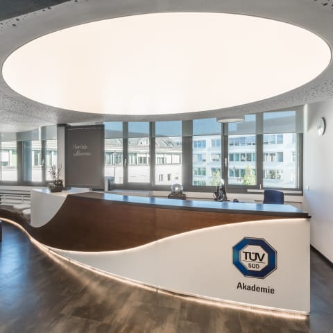TÜV SÜD - Empfangsbereich