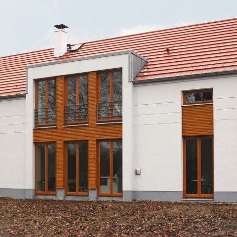 Modernes Einfamilienhaus mit Satteldach