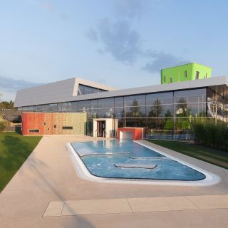 F.3 Familien- und Freizeitbad