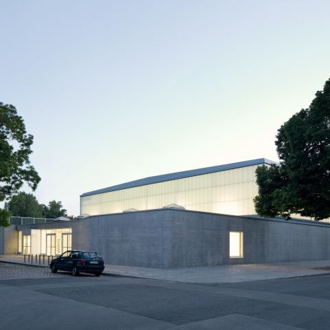 Quartiersporthalle und Temporäre Galerie Campus Rütli