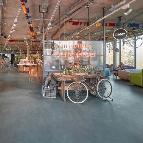 SUPER concept space im Bikini Haus Berlin