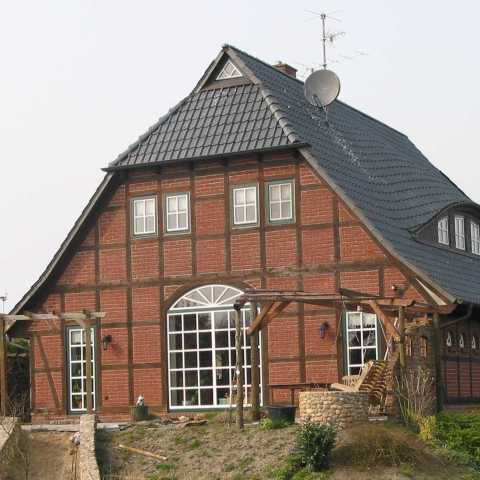 Neubau eines Fachwerkhauses mit Garage