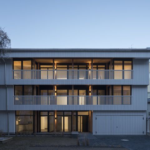 Mehrfamilienhaus, Zieblandstraße 28, München