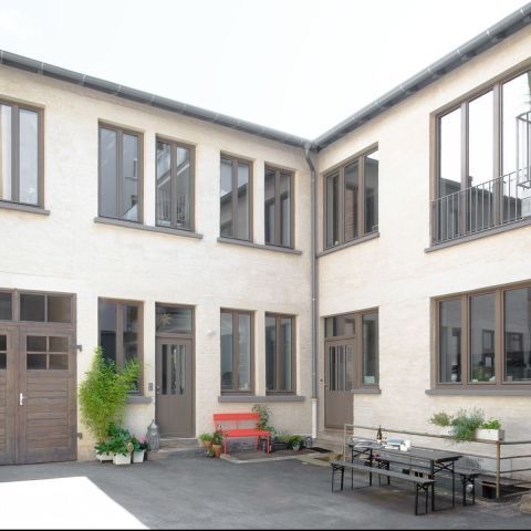 Umnutzung und Sanierung Hinterhaus