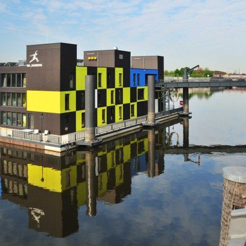 IBA DOCK - Schwimmendes Ausstellungs- und Bürogebäude