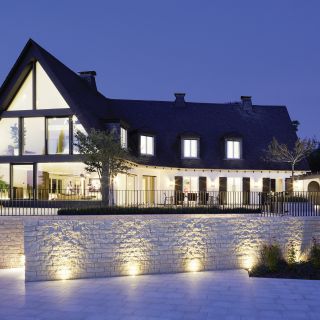 Haus W.