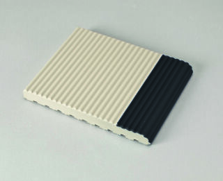 15,6x12,5x1,5 Treppe neutral 1 C Markierung 340 - neutral 1 - tiefschwarz