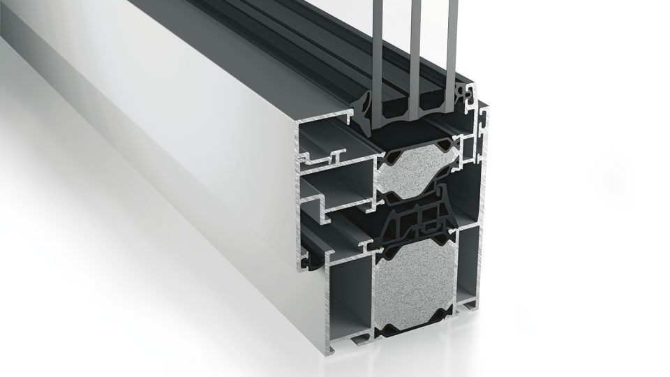 Blockfenstersystem heroal W 72 i – Fassadenintegration