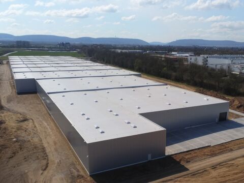 Systemlösung für modernes Logistikzentrum