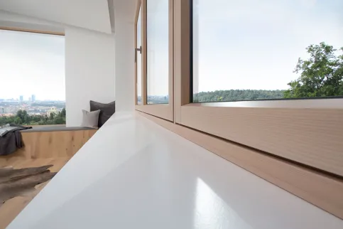 helopal puritamo Fensterbänke zeichnen sich durch ihr puristisches Design und ihre pflegeleichte, wetterfeste Oberfläche aus.