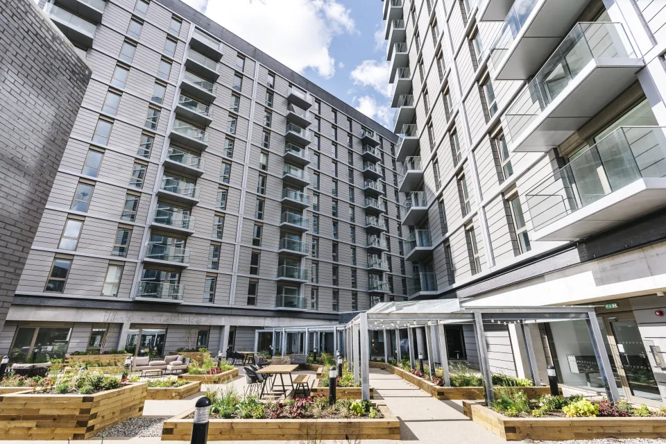 Q-Railing Ganzglasgeländer EASY GLASS SMART+ Q-Railing Ganzglasgeländer EASY GLASS SMART+