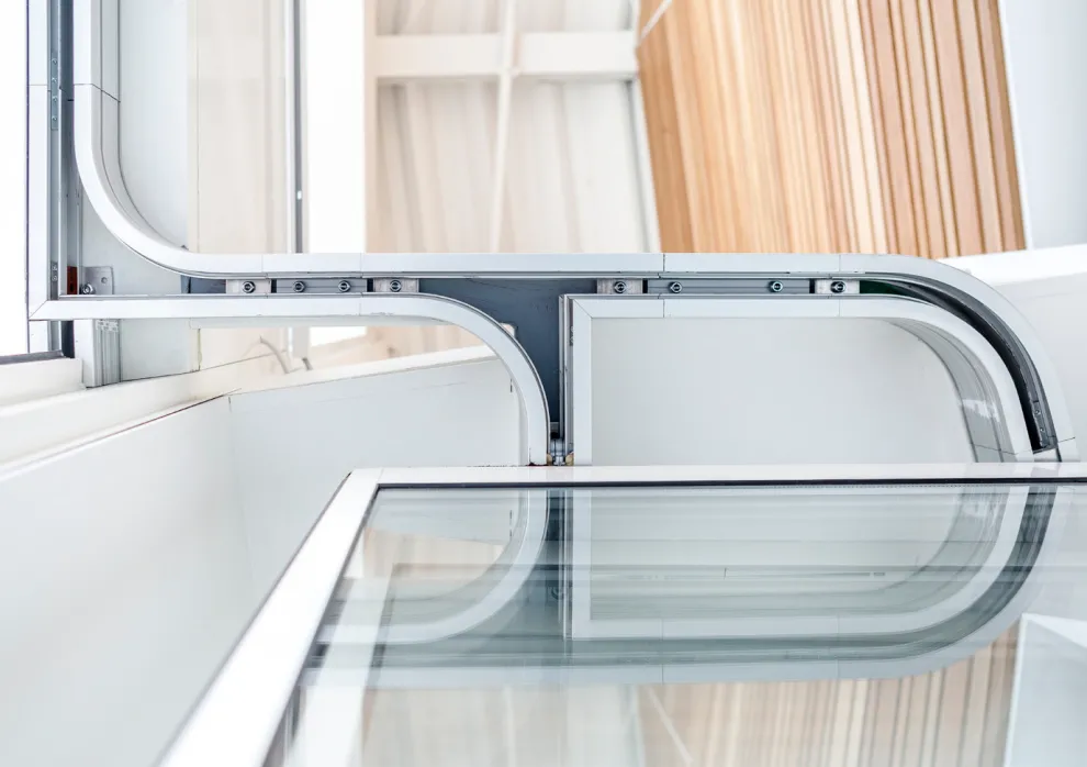Bewegliches Glas-Trennwandsystem