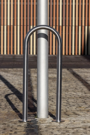 Anlehnbügel 477 mit Querholm