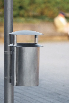 Abfallbehälter 522 (Mastbefestigung)