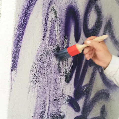 Liquid zur Graffitientfernung auf mineralischen Untergründen