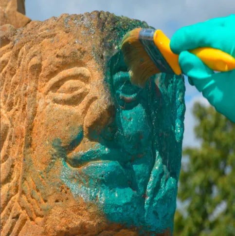 MineralClean zur Graffitientfernung auf mineralischen Untergründen