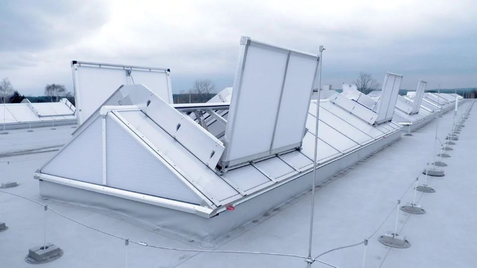 LAMILUX Lüftungsflügel Lichtband S