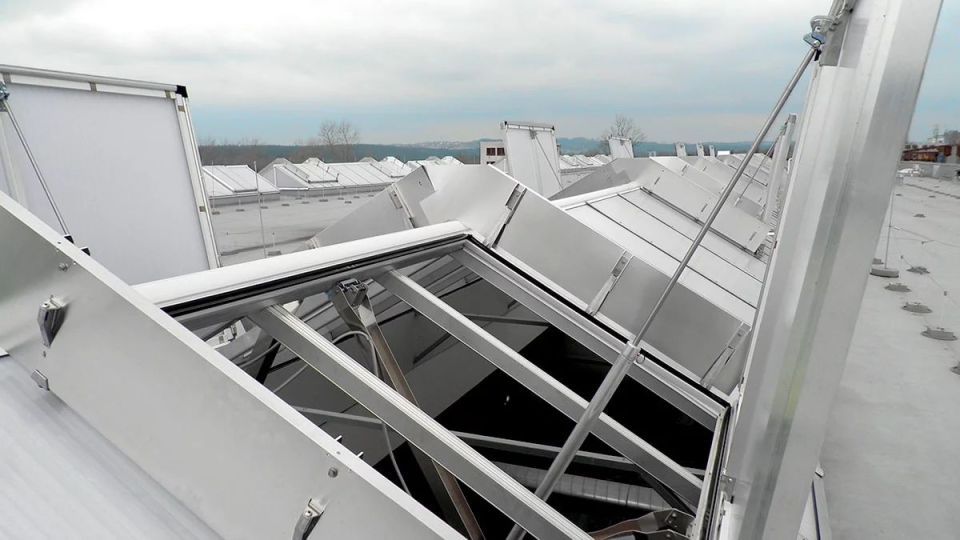 LAMILUX Lüftungsflügel Lichtband S