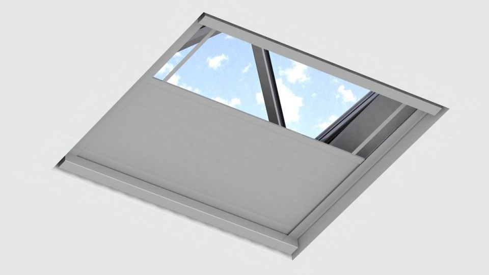 Sonnenschutzbehang mit MULTIWAVE-Plissierung 100 / 300