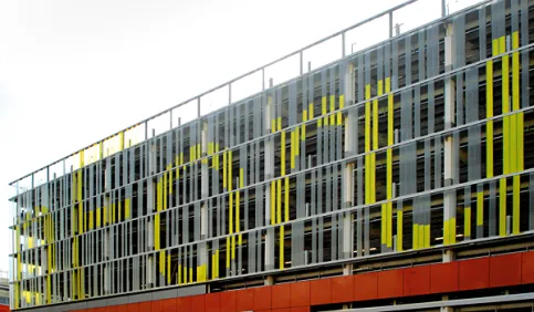LINIT®EcoGlass-Profilbauglas - Parkhäuser