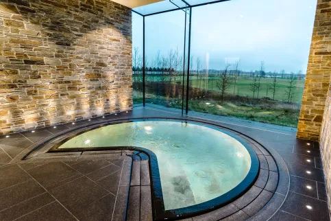 Silberquarzit in Pools des Great Northern Hotels in Dänemark