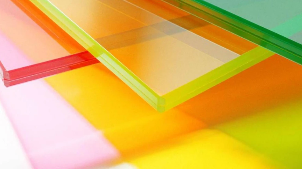 STADIP COLOR – Farbiges Glas von Glassolutions