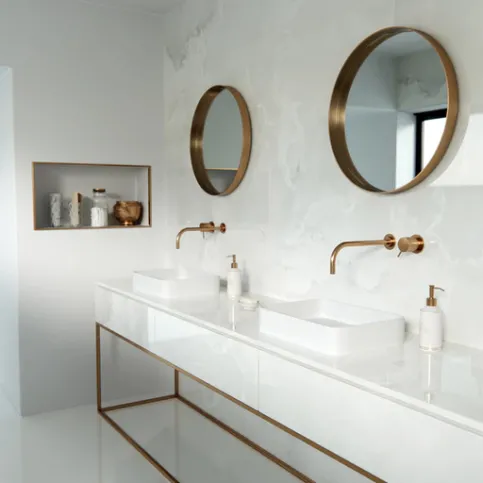 Wandbekleidung und Waschtischplatte im Badezimmer: Dekton®, Helena