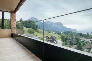 GM RAILING® FRONT