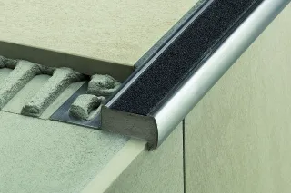 Schlüter-TREP-GL Treppenprofil