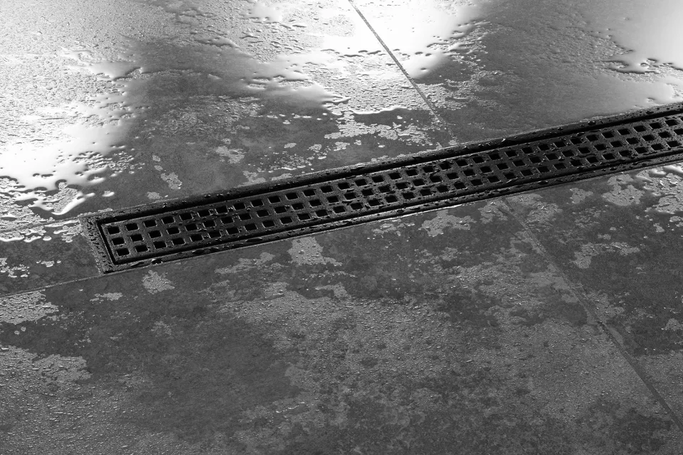 Schlüter-KERDI-LINE-B Rahmen mit Rost