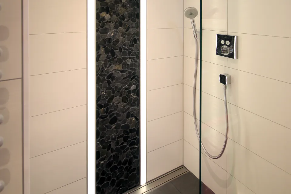 Schlüter-DESIGNBASE-QD AEEB Dekorprofil