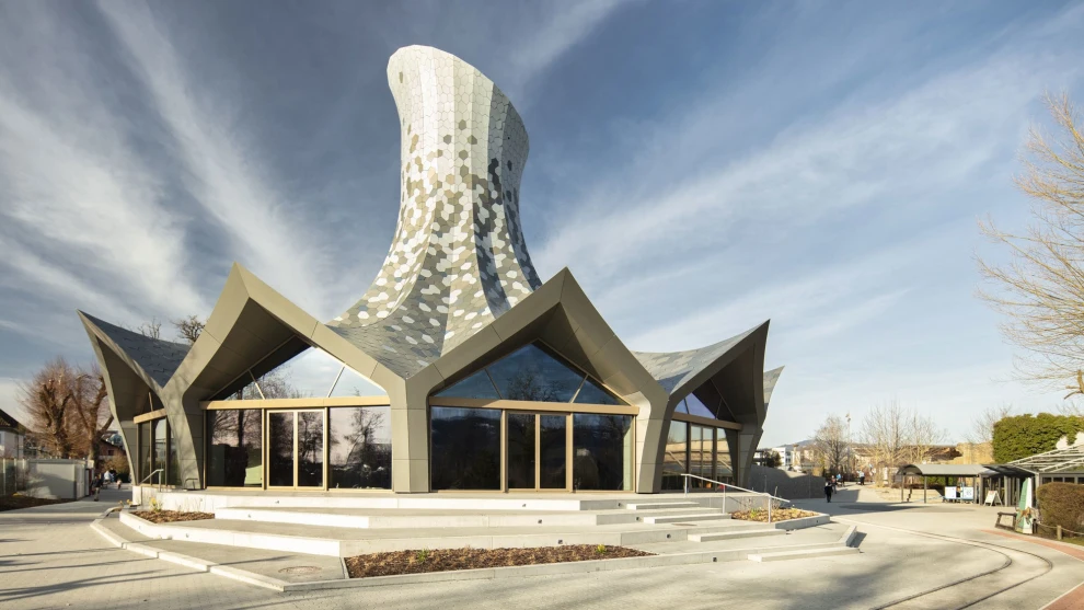 Knies Zauberhut, Rapperswil (CH), System: THERM+ FS-I (Stahlfassade), Foto: Faruk Pinjo
