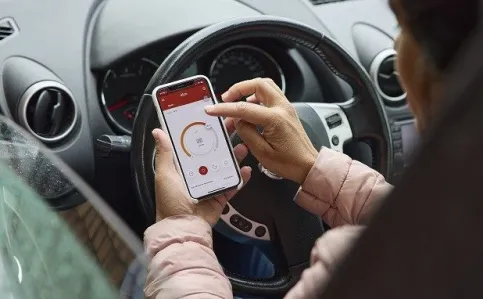 Mit App ELCO REMOCON NET lässt sich die Heizungsanlage jederzeit und von überall steuern.