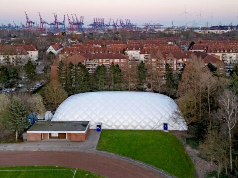 Brauchen wir wirklich noch Betonhallen – oder reicht eine Traglufthalle?