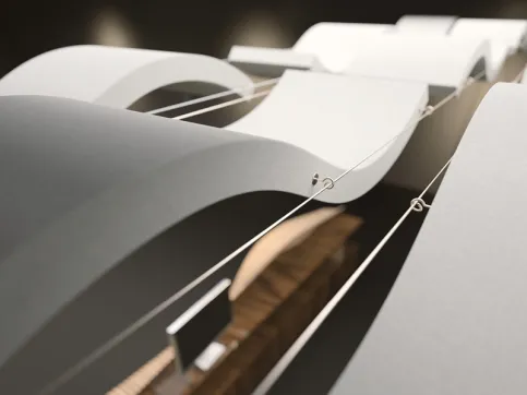 Wellenförmiges Akustikelement Q-AERO H am Seilsystem