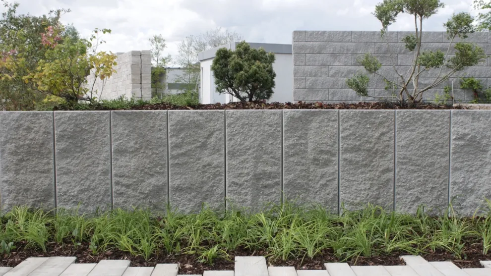 GDM.MAXI L-wall 60/50/105 cm, bruchrau, Granit