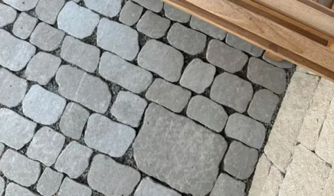 GDM.BOLERO stone proActive Großplastersystem (Typ BE) 10 cm und Kleinpflastersystem (Typ BF) 10 cm , antikplus, Sand schattiert, proDrain (Sonderproduktion)