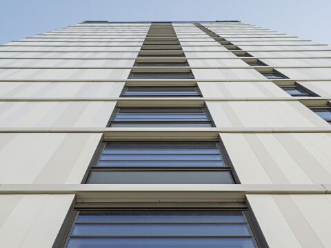 Bauen im Bestand: Büroturm AKH Wien „The Barcode“