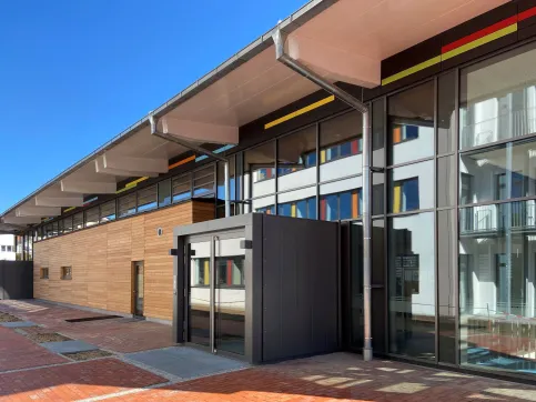 Dreifachturnhalle, Regen | © Brunner Architekten
