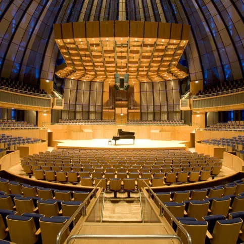 Tonhalle Düsseldorf | LCN setzt die aufwendige Lichtregie um.