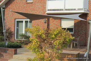 Aufrollbares SunFurl-Sonnensegel RM Light B1