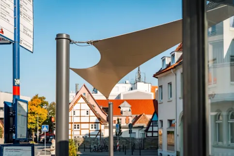 Sonnensegel an einer Haltestelle/Busbahnhof, Soest