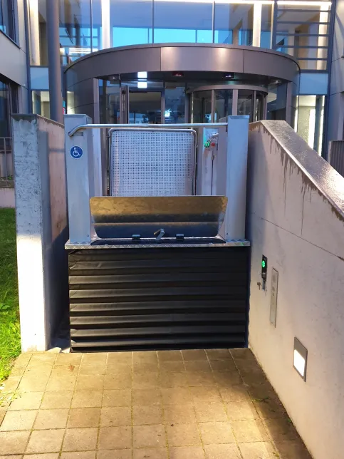Die Antriebssäulen des MB Quattro erzielen eine Tragkraft von 500 kg.