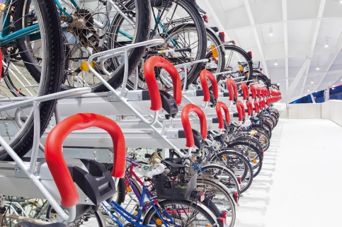 Doppelstock-Fahrradparksystem EASYLIFT PREMIUM
