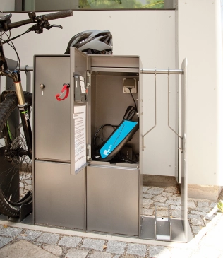 Abstellanlage VELO-CONNECTOR mit Ladeschließfach