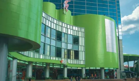 Einkaufszentrum NOVENA/ Singapur