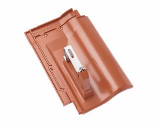 Braas Rubin 11V (H)+(P) Flachdachziegel Solarträgerpfanne