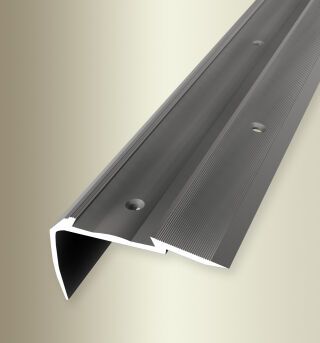 Treppenkantenpr. 2500 mm SBS Typ 706 C Alu eloxiert edelstahloptik 0 - 27 mm versetzt vers. gebohrt, für PVC-Einlagen